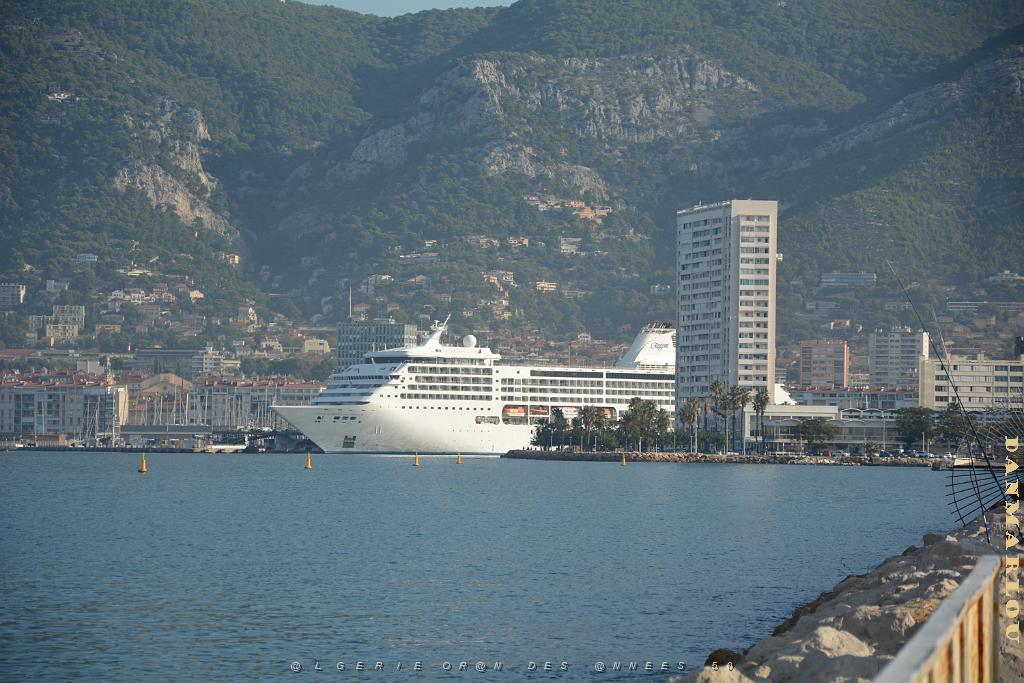 2024 09 21 TOULON- AUTOUR DU PORT (1).JPG
